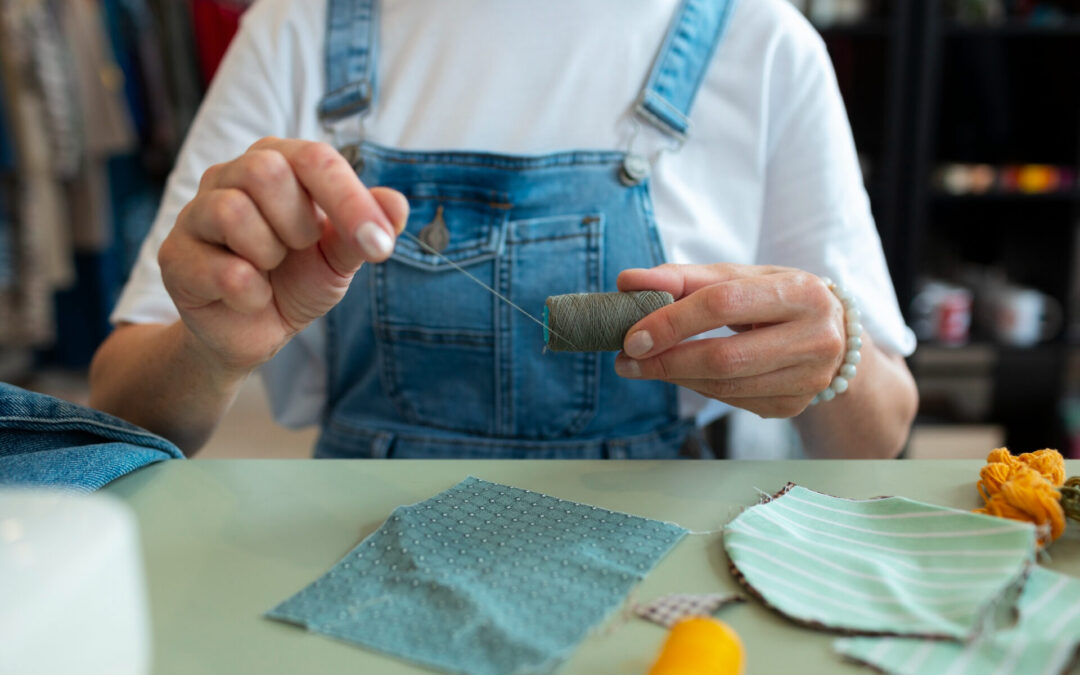 Cómo usar parches para reparar ropa y alargar su vida útil